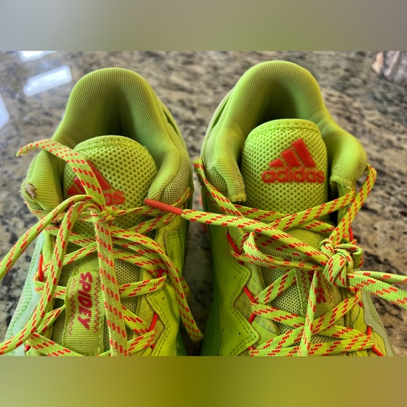 Adidas D.O.N. Spidey Sense Donovan Mitchell Shoes, Size 9 - Picture 6 of 12
